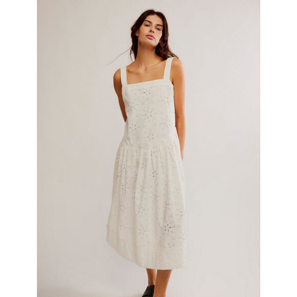 Free People PRIMAVERA Eyelet Midi Dress Sze XL White Sleeveless Boho Cottagecore - Picture 1 of 10